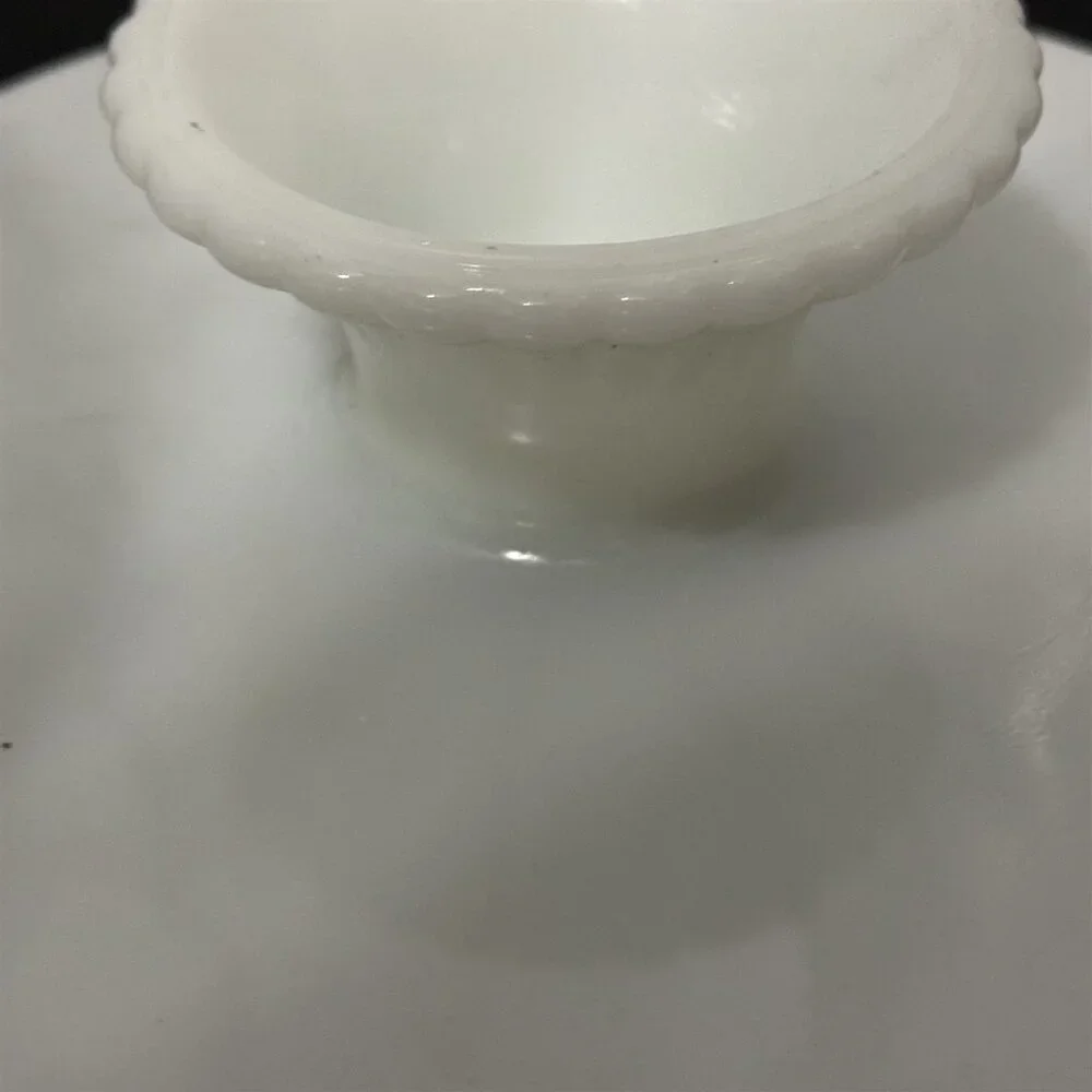 Anchor Hocking Starburst White Milk Glass 10